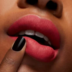 MAC Locked Kiss Ink Lipcolour 4 Ml - Most Curious -Clarins Beauty Butik 7736026460813