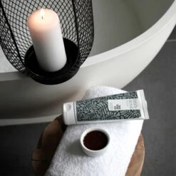 Australian Bodycare Body Scrub 200 Ml -Clarins Beauty Butik australian bodycare body scrub 200 ml 1656068296