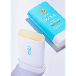 COOLA Classic Sunscreen Stick Tropical Coconut SPF 30 - 17 Gr. -Clarins Beauty Butik coola classic sunscreen stick tropical coconut spf 30 17 gr 1655191111