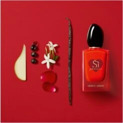 Giorgio Armani Sì Passione Intense EDP 30 Ml -Clarins Beauty Butik giorgio armani si passione intense edp 30 ml 1628063934