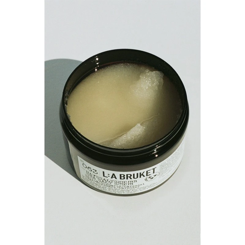 L:A Bruket 135 Sea Salt Body Scrub 420 Gr. - Marjorám/Eucalyptus 6 L:A Bruket 135 Sea Salt Body Scrub 420 Gr. - Marjorám/Eucalyptus - Billede 4