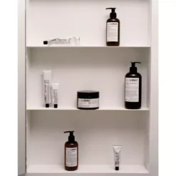 L:A Bruket 286 Hand & Body Wash 240 Ml - Angelica -Clarins Beauty Butik la bruket 286 hand body wash 240 ml angelica 1679314635