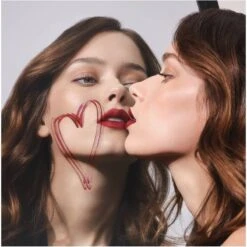 Lancome Lancôme L'Absolu Rouge Drama Ink Lipstick 6 Ml - 525 French Bisou -Clarins Beauty Butik lancome labsolu rouge drama ink lipstick 6 ml 525 french bisou 1632730731