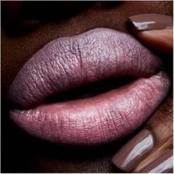 MAC Cremesheen Lipstick 3 Gr. - 203 Crème Cup -Clarins Beauty Butik mac cremesheen lipstick 3 gr creme cup 1625482743