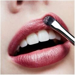 MAC Frost Lipstick 3 Gr. - 313 Plum Dandy -Clarins Beauty Butik mac frost lipstick 3 gr 313 plum dandy 1626769754