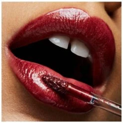 MAC Lipglass Lip Gloss 3,1 Ml - Pretty Peppa -Clarins Beauty Butik mac lipglass lip gloss 31 ml pretty peppa 1626693623