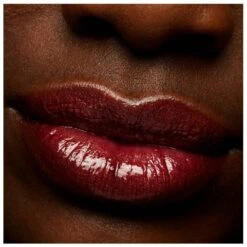 MAC Lipglass Lip Gloss 3,1 Ml - Pretty Peppa -Clarins Beauty Butik mac lipglass lip gloss 31 ml pretty peppa 1626693626