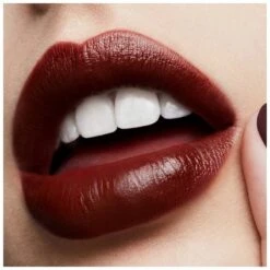 MAC Love Me Lipstick 3 Gr. - DGAF -Clarins Beauty Butik mac love me lipstick 3 gr dgaf 1626339211