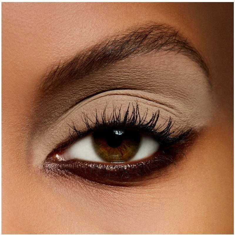 MAC Small Eye Shadow Matte 1,5 Gr. - Omega 8 MAC Small Eye Shadow Matte 1,5 Gr. - Omega - Billede 6