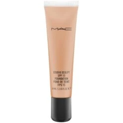 MAC Studio Sculpt SPF 15 Foundation 40 Ml - NC45