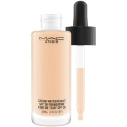 MAC Studio Waterweight SPF 30 Foundation 30 Ml - NC35