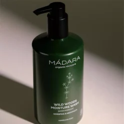 Madara MÁDARA Wild Woods Moisture Wash 500 Ml -Clarins Beauty Butik madara wild woods moisture wash 500 ml 1680087158