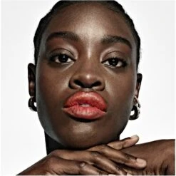 Smashbox Halo Healthy Glow All-In-One Tinted Moisturizer SPF 25 - 40 Ml - 21 Deep Golden 7 Smashbox Halo Healthy Glow All-In-One Tinted Moisturizer SPF 25 - 40 Ml - 21 Deep Golden -Clarins Beauty Butik smashbox halo healthy glow all in one tinted moisturizer spf 25 40 ml 21 deep golden 1655109823