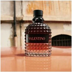 Valentino Uomo Born In Roma Coral Fantasy EDT 50 Ml -Clarins Beauty Butik valentino uomo born in roma coral fantasy edt 50 ml 1645618184