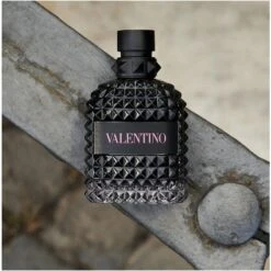 Valentino Uomo Born In Roma EDT 100 Ml 15 Valentino Uomo Born In Roma EDT 100 Ml -Clarins Beauty Butik valentino uomo born in roma edt 100 ml 1646045802