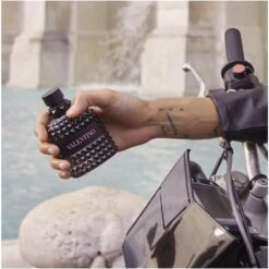 Valentino Uomo Born In Roma EDT 100 Ml 18 Valentino Uomo Born In Roma EDT 100 Ml -Clarins Beauty Butik valentino uomo born in roma edt 100 ml 1646045810