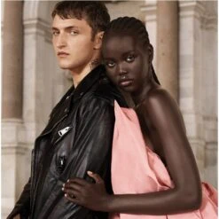 Valentino Uomo Born In Roma EDT 100 Ml 16 Valentino Uomo Born In Roma EDT 100 Ml -Clarins Beauty Butik valentino uomo born in roma edt 100 ml 1646045830